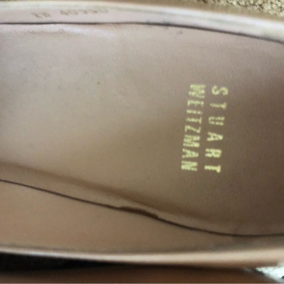 Stuart Weitzman Patent Leather Wedge Pump Nude Sz. 8.5N Almond Toe 2.5” Heel - Picture 6 of 6